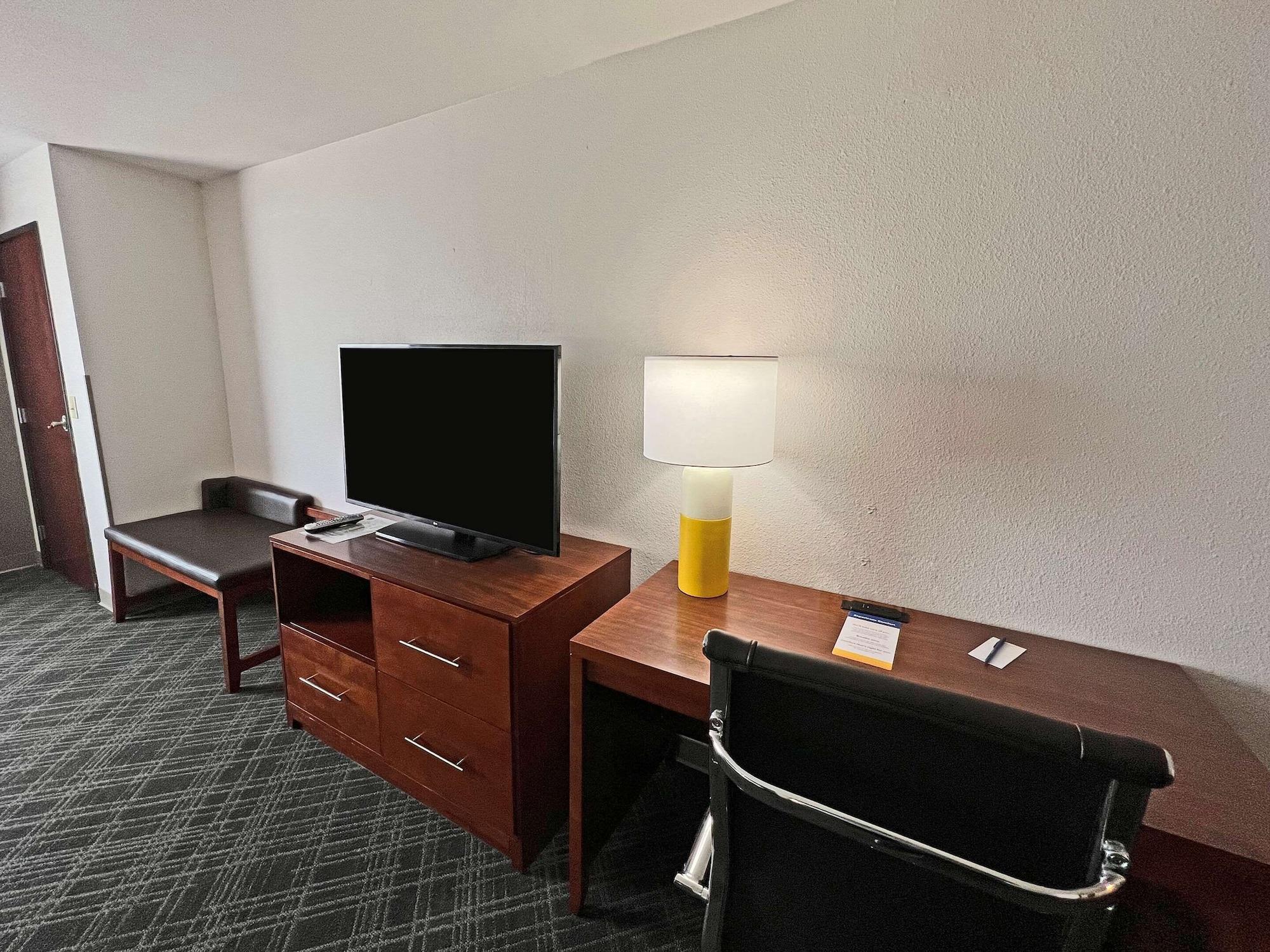 Comfort Suites Jackson-Cape Girardeau Екстер'єр фото