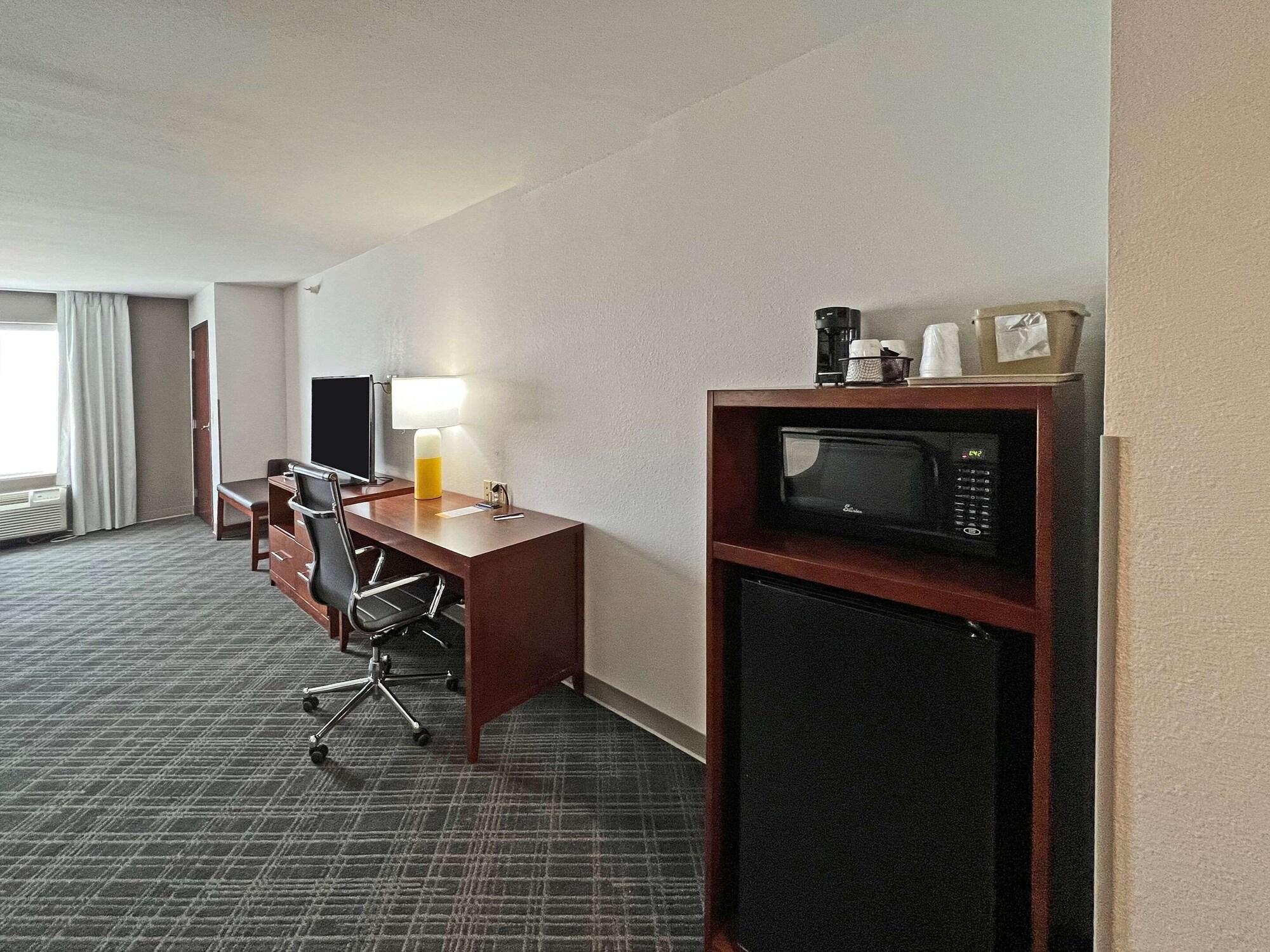 Comfort Suites Jackson-Cape Girardeau Екстер'єр фото
