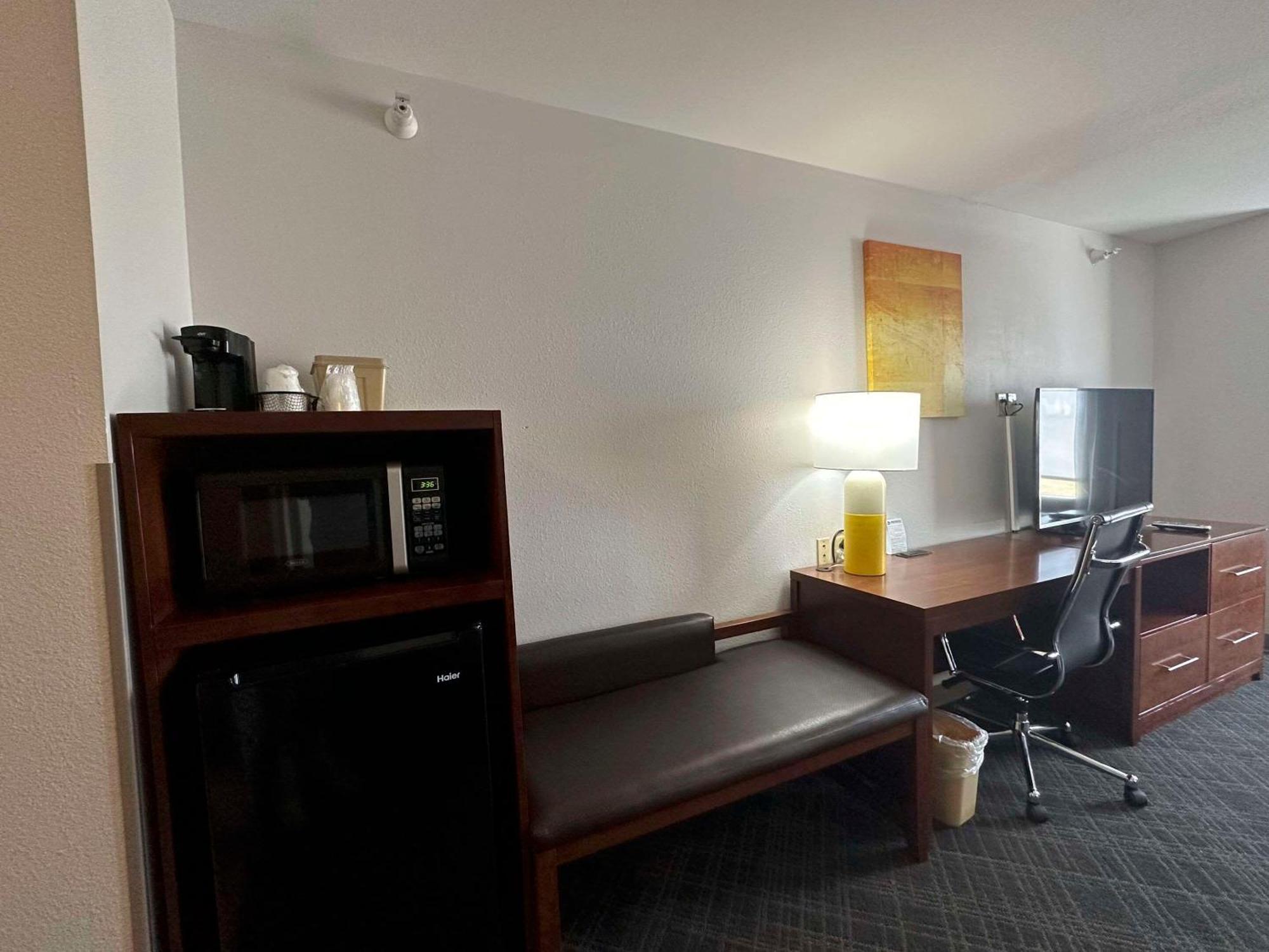 Comfort Suites Jackson-Cape Girardeau Екстер'єр фото