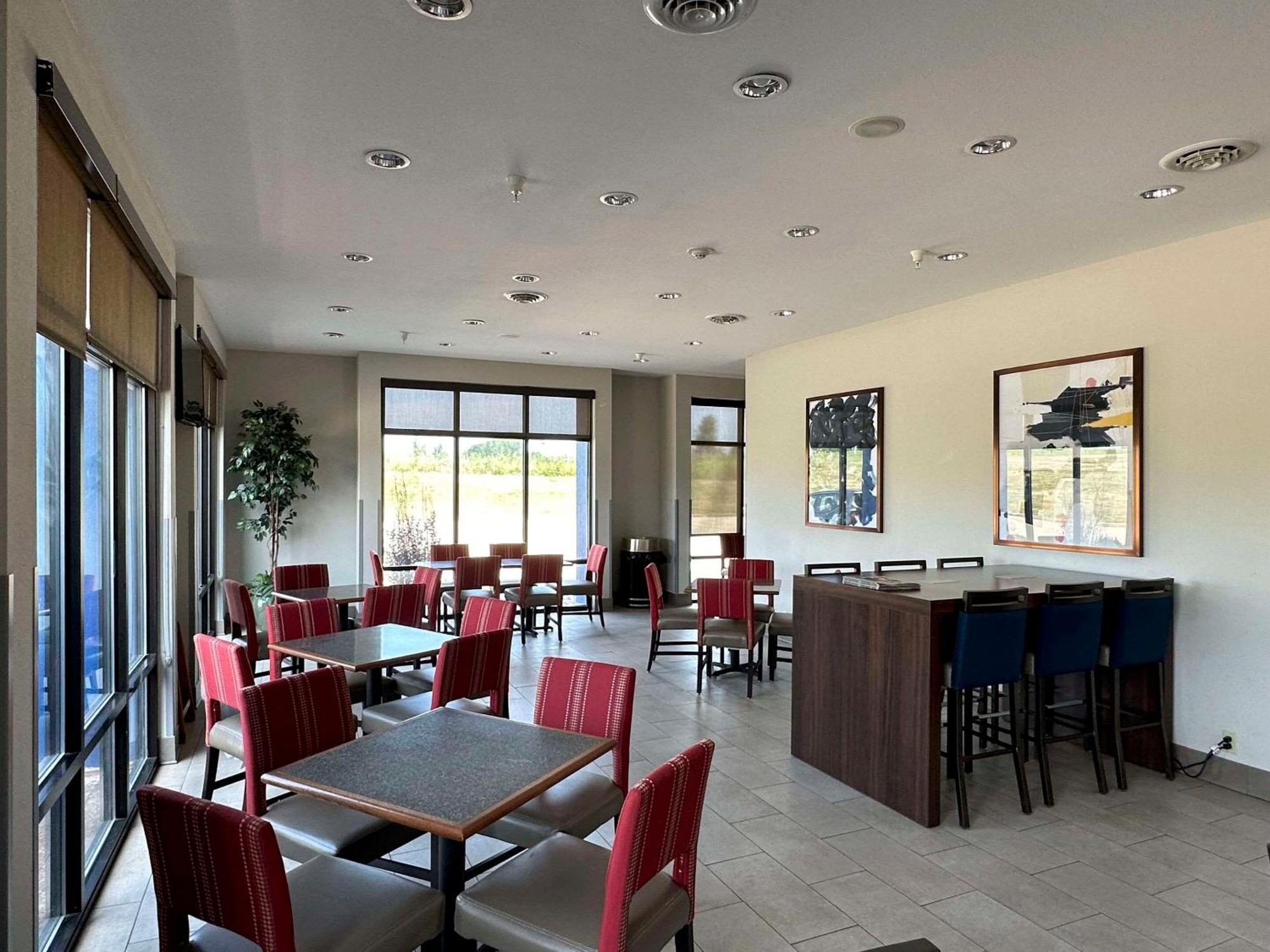 Comfort Suites Jackson-Cape Girardeau Екстер'єр фото